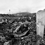 (Gilles Peress)(Farewell to Bosnia)